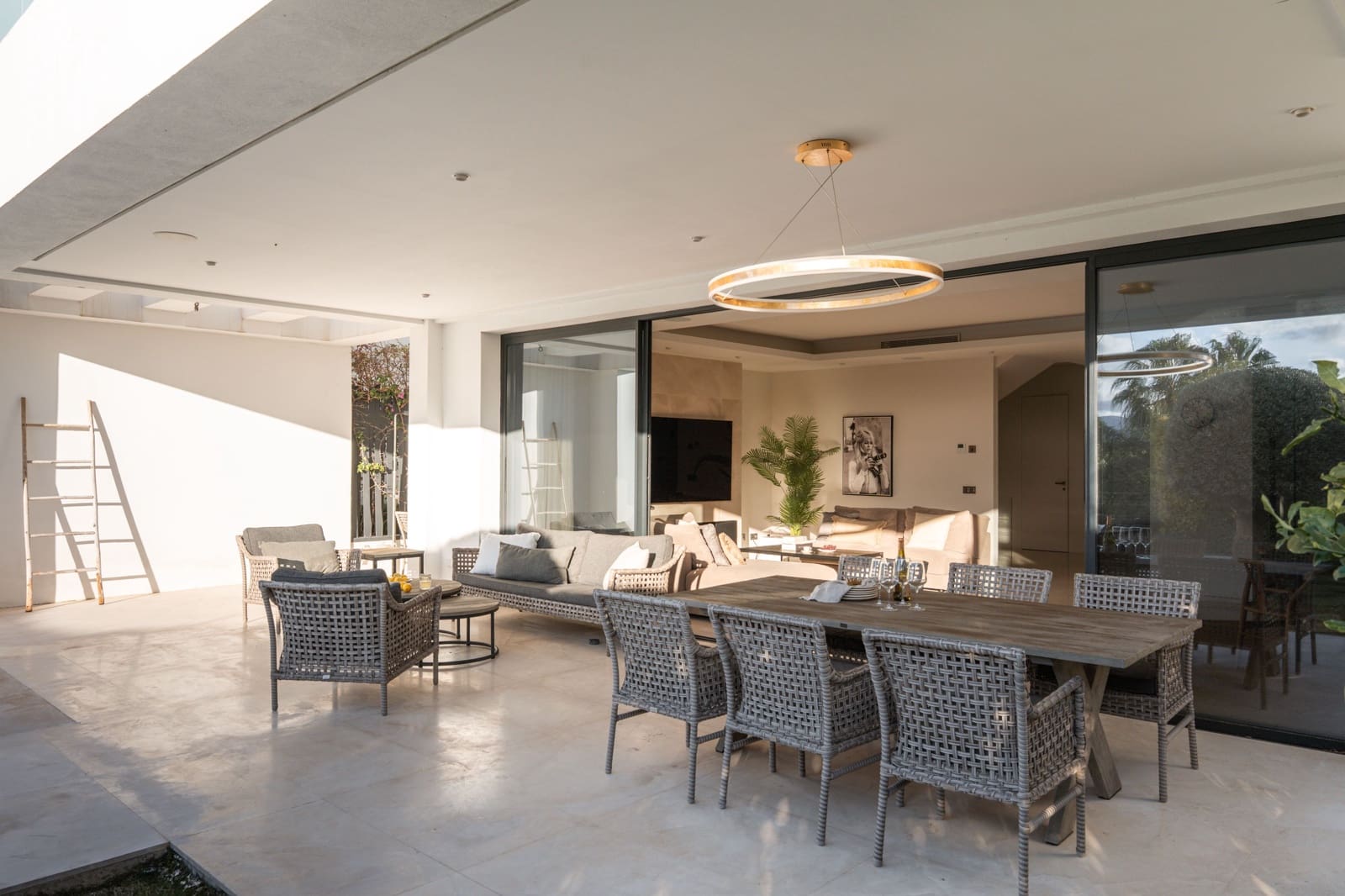 6 bedroom Villa for sale in Marbella with pool - € 3,950,000 (Ref: 9612002)