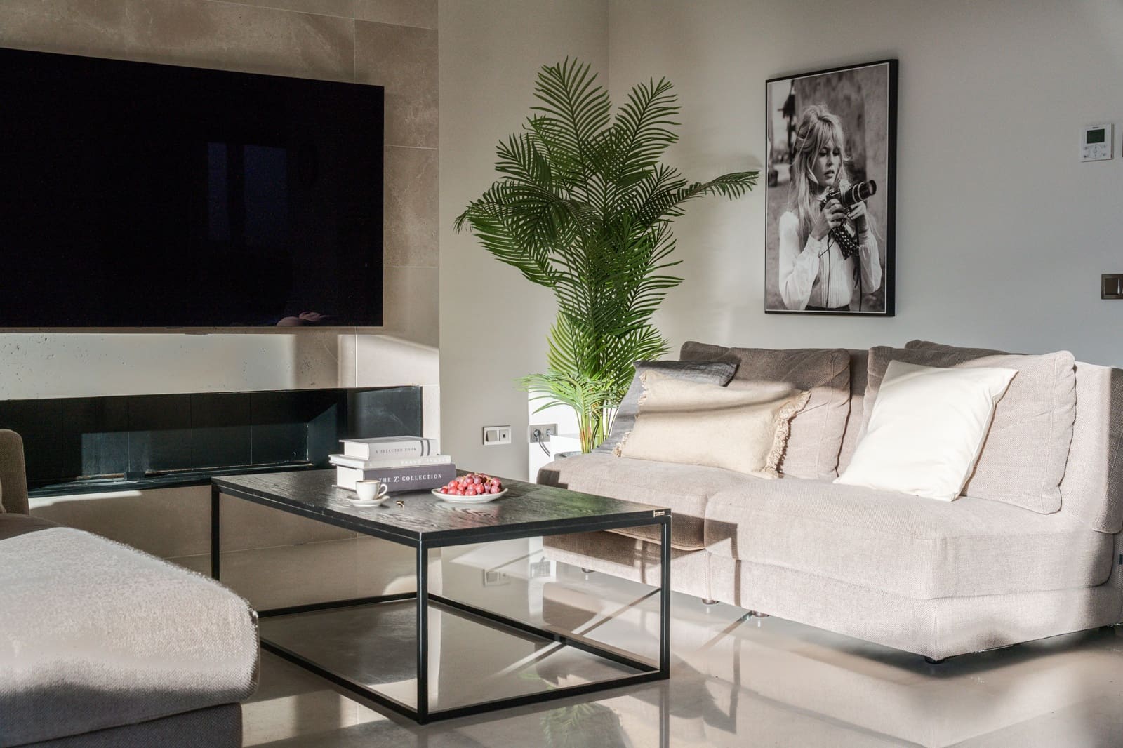 6 bedroom Villa for sale in Marbella with pool - € 3,950,000 (Ref: 9612002)