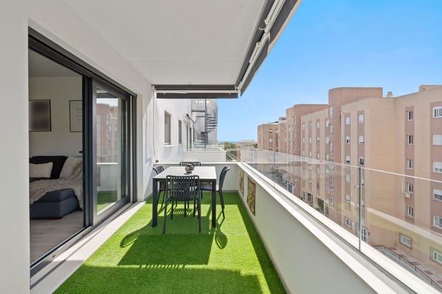 4 bedroom Apartment for sale in Centro, Estepona with pool - € 735,000 (Ref: 9614536)