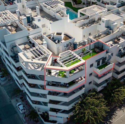 4 Zimmer Apartment zu verkaufen in Sierra de Estepona - Avda. de Andalucía, Estepona mit Pool - 745.000 € (Ref: 9614536)
