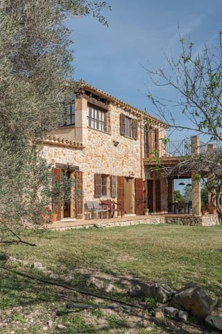 7 bedroom Villa for sale in Petra with pool - € 2,900,000 (Ref: 9618610)