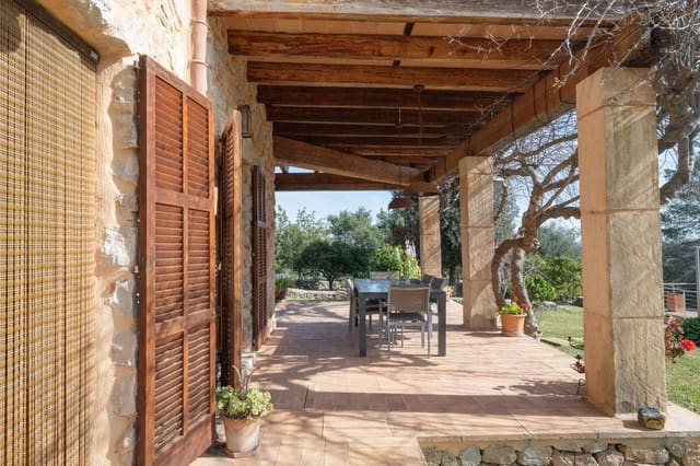 7 bedroom Villa for sale in Petra with pool - € 2,900,000 (Ref: 9618610)