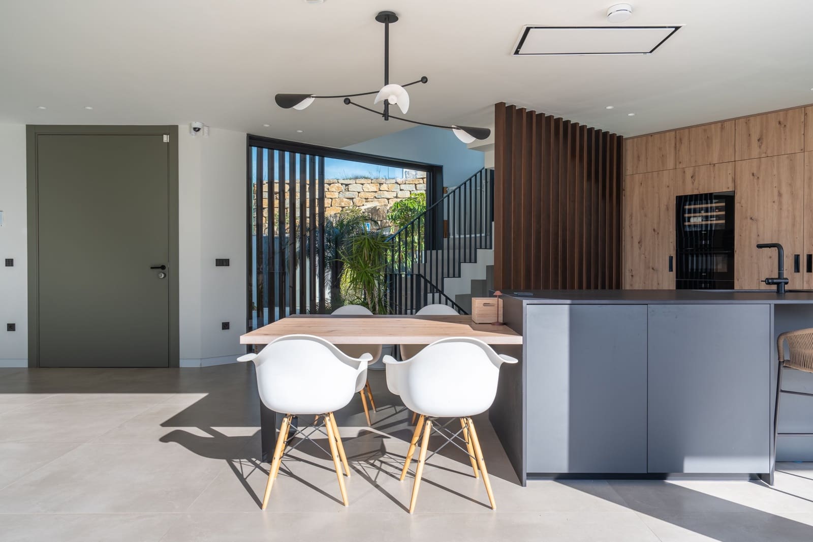 3 soveværelse Byhus til salg i Malaga by med swimmingpool - € 3.000.000 (Ref: 9618679)