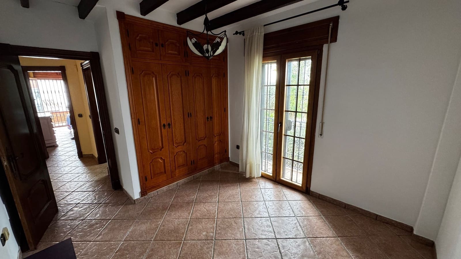 5 bedroom Villa for sale in Mijas Costa with pool - € 1,200,000 (Ref: 9624056)