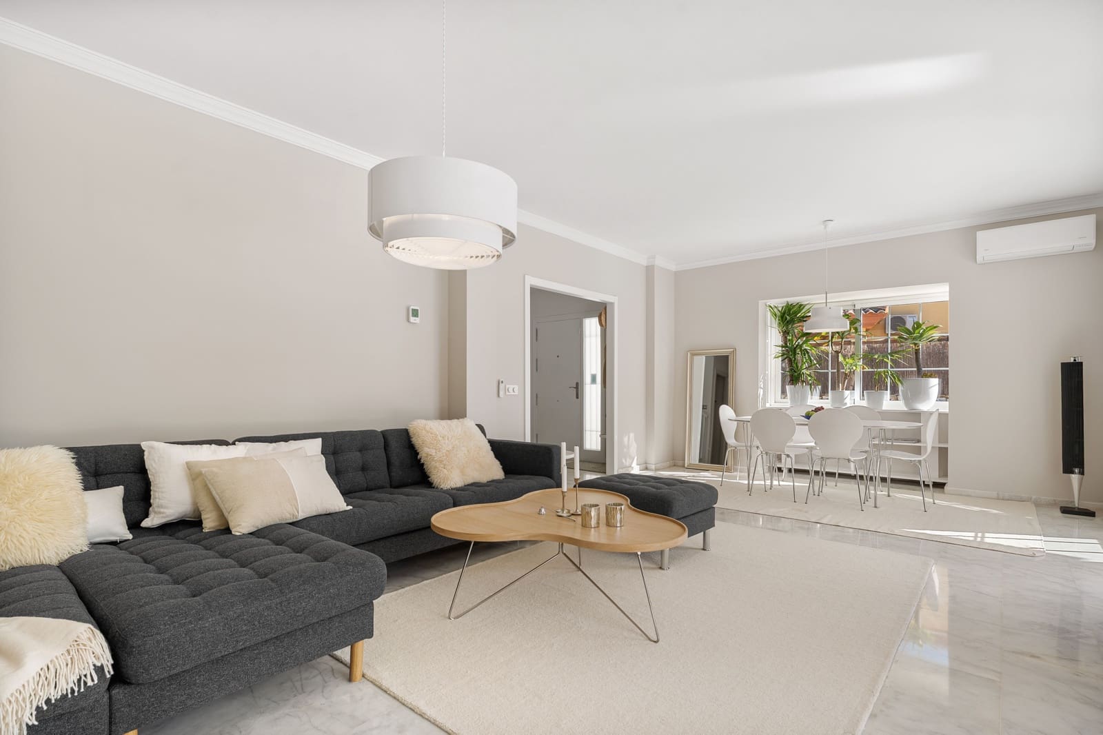 4 soveværelse Byhus til salg i Mijas med swimmingpool - € 1.095.000 (Ref: 9624198)