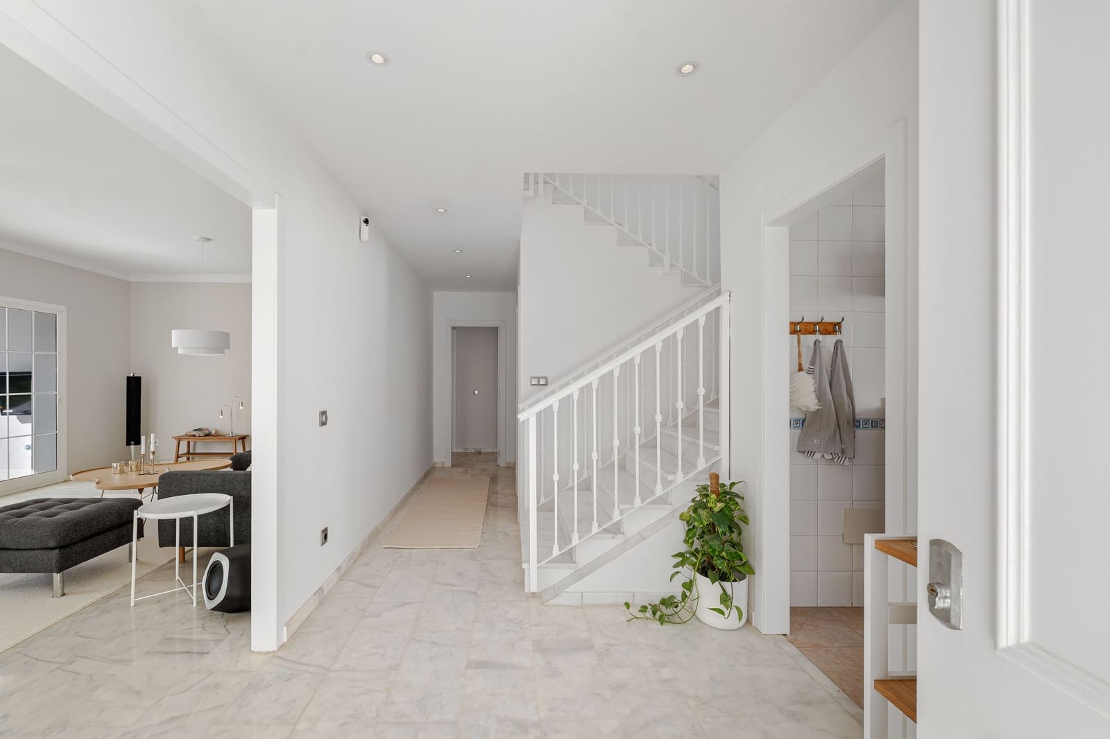 4 soveværelse Byhus til salg i Mijas med swimmingpool - € 1.095.000 (Ref: 9624198)