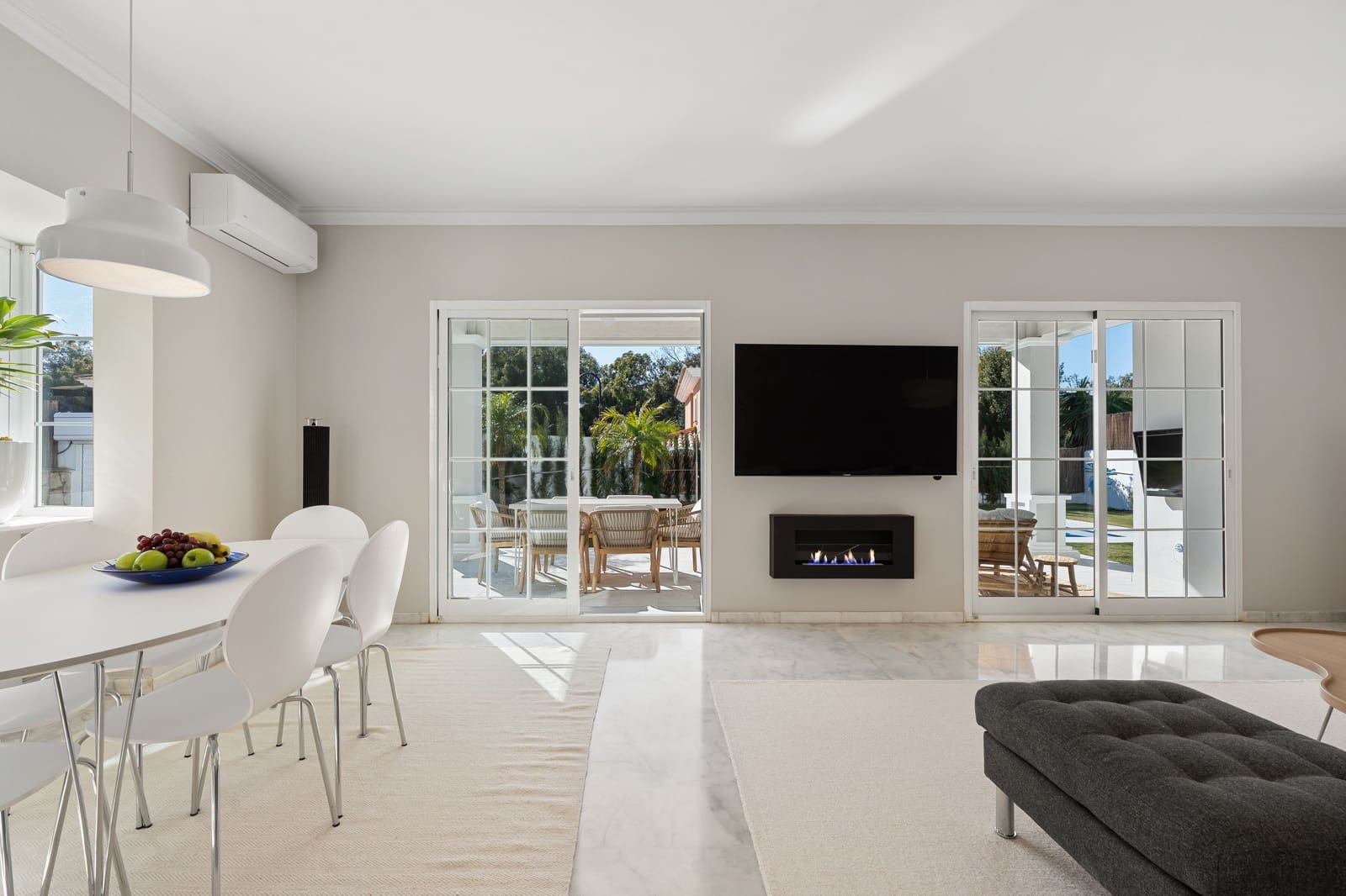 4 soveværelse Byhus til salg i Mijas med swimmingpool - € 1.095.000 (Ref: 9624198)