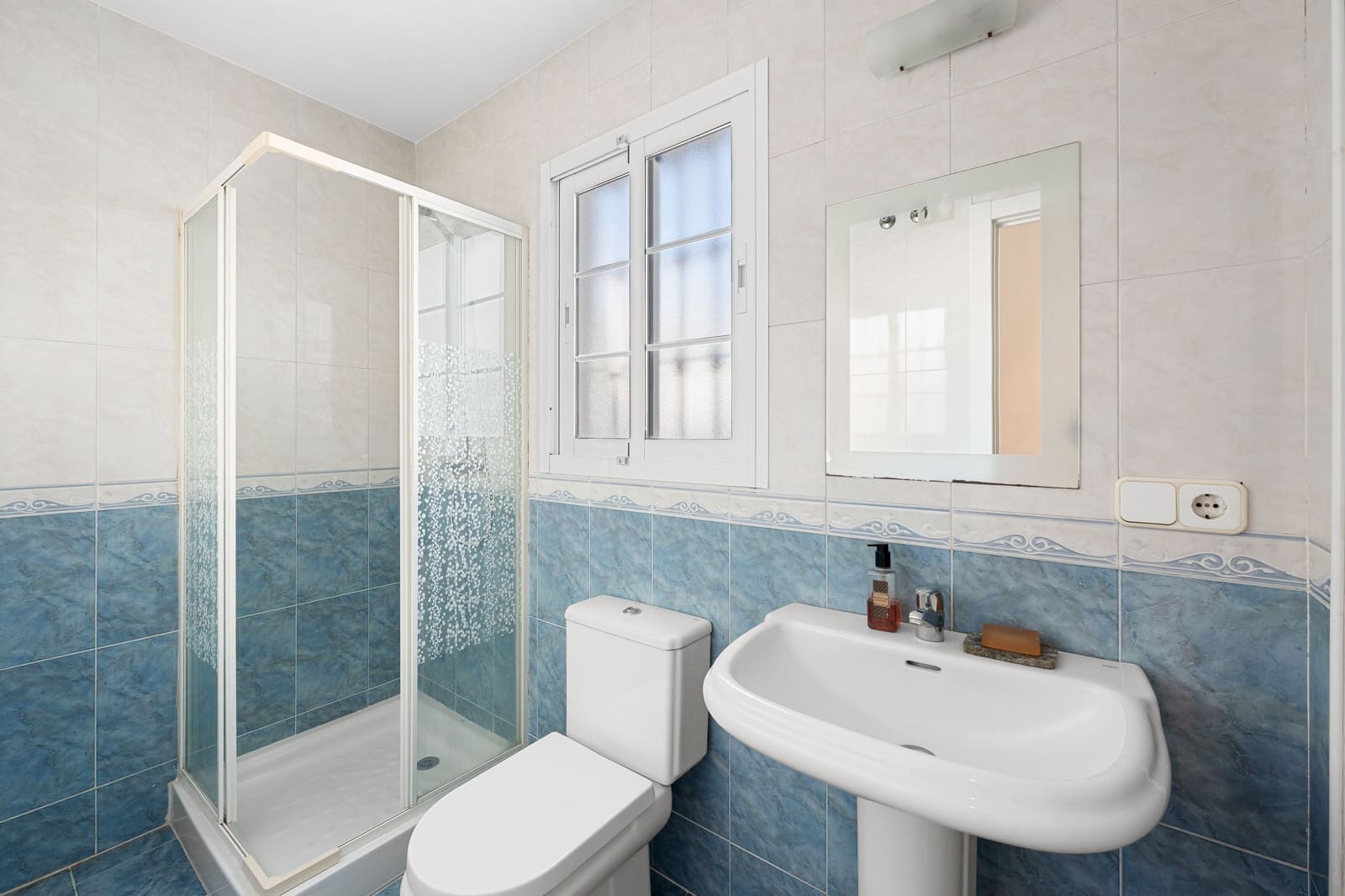 4 soveværelse Byhus til salg i Mijas med swimmingpool - € 1.095.000 (Ref: 9624198)