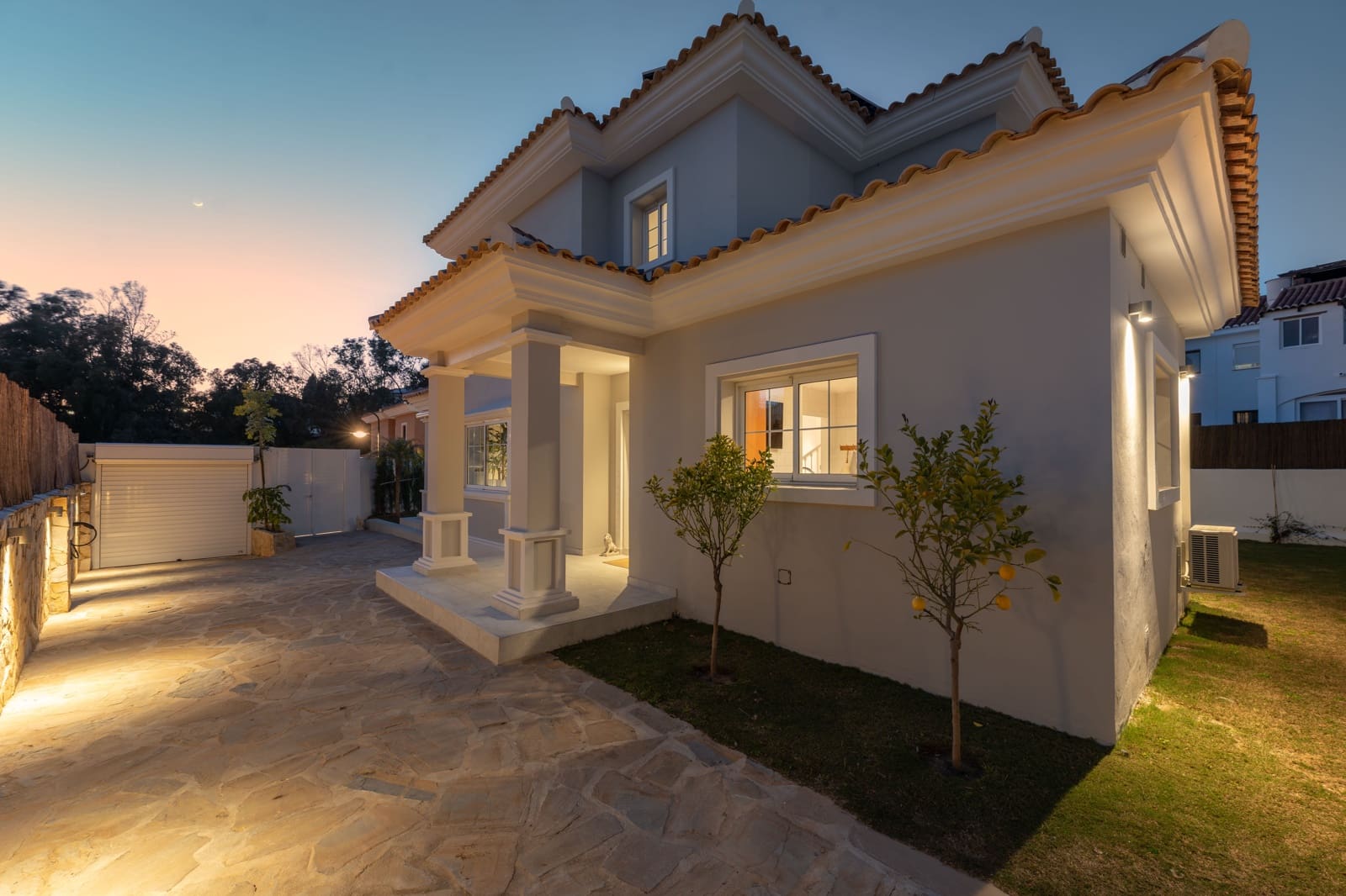 4 soveværelse Byhus til salg i Mijas med swimmingpool - € 1.095.000 (Ref: 9624198)