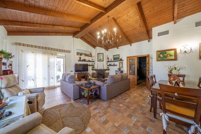 4 slaapkamer Huis te koop in Mijas Costa, Mijas met zwembad - € 890.000 (Ref: 9626534)