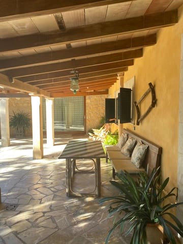 4 bedroom Townhouse for rent in Santa María del Camí with pool - € 5,000 (Ref: 9643664)