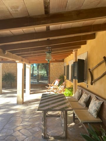 4 bedroom Townhouse for rent in Santa María del Camí with pool - € 5,000 (Ref: 9643664)