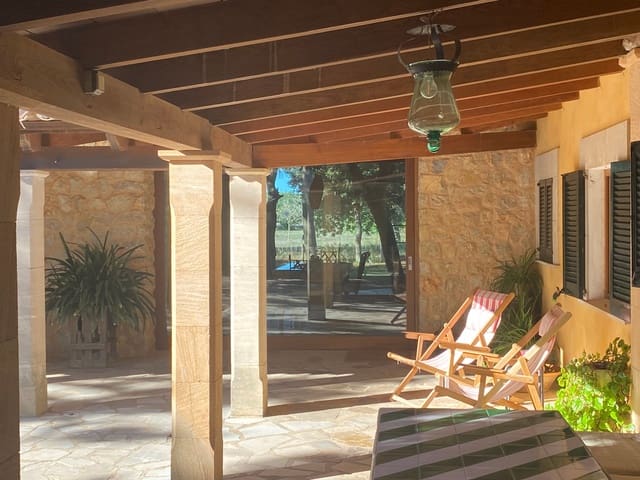 4 bedroom Townhouse for rent in Santa María del Camí with pool - € 5,000 (Ref: 9643664)