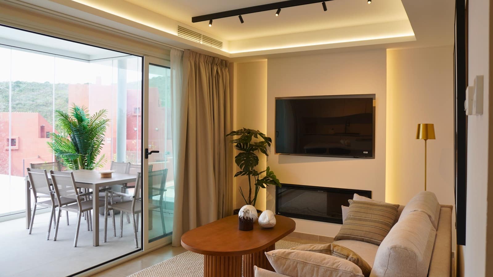 Apartamento de 2 habitaciones en Nerja en venta con piscina - 560.900 € (Ref: 9645794)