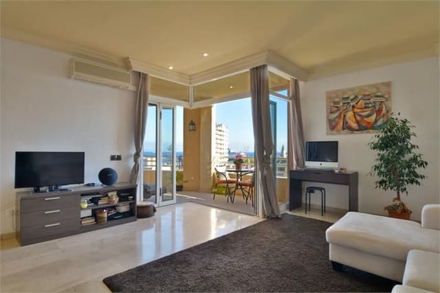 2 bedroom Apartment for rent in Portopi, Palma de Mallorca with pool - € 2,500 (Ref: 9645799)