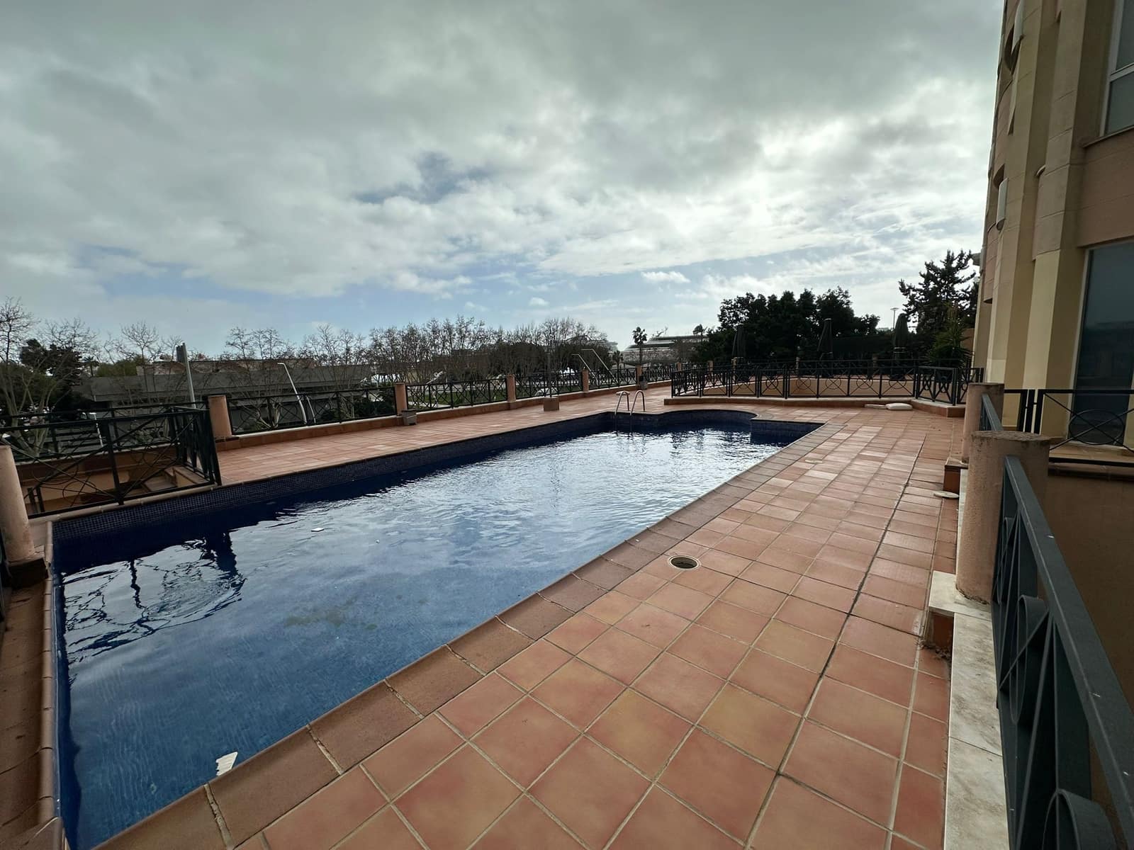 2 bedroom Apartment for rent in Palma de Mallorca with pool - € 2,500 (Ref: 9645799)