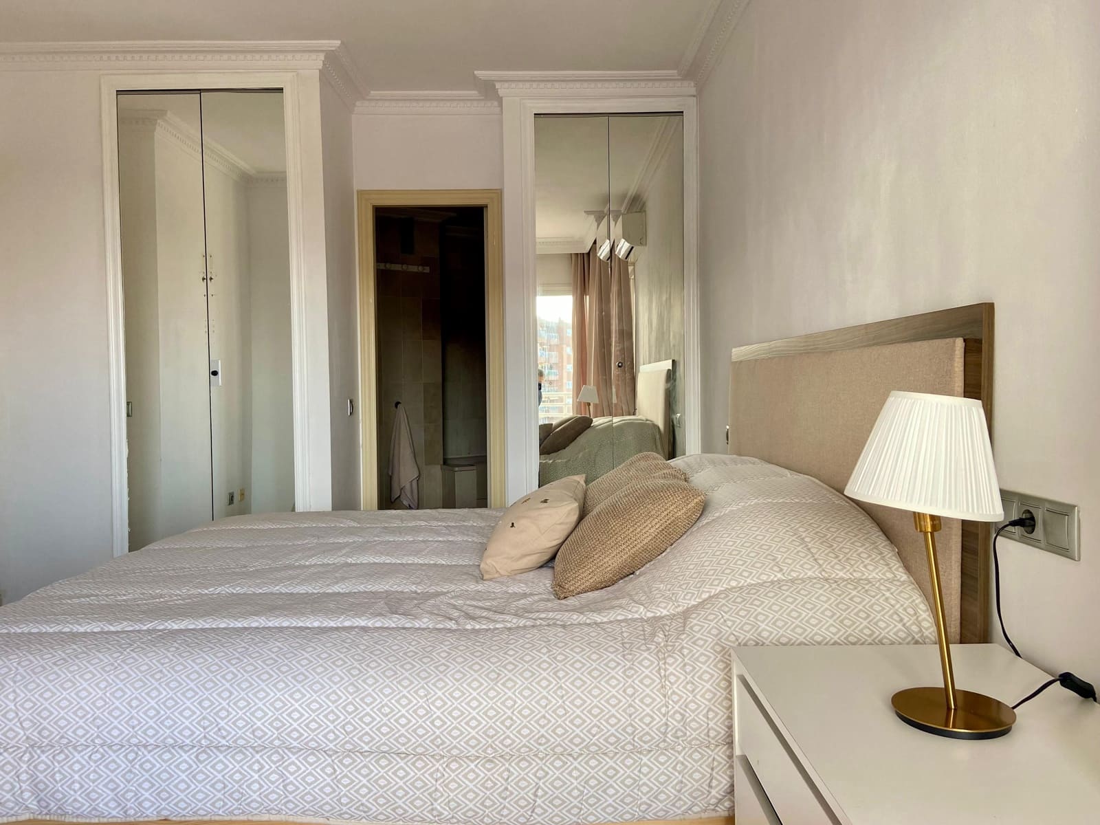 2 bedroom Apartment for rent in Palma de Mallorca with pool garage - € 2,750 (Ref: 9645799)