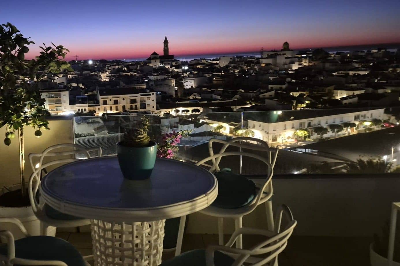 3 slaapkamer Penthouse te koop in Estepona - € 1.770.000 (Ref: 9646187)