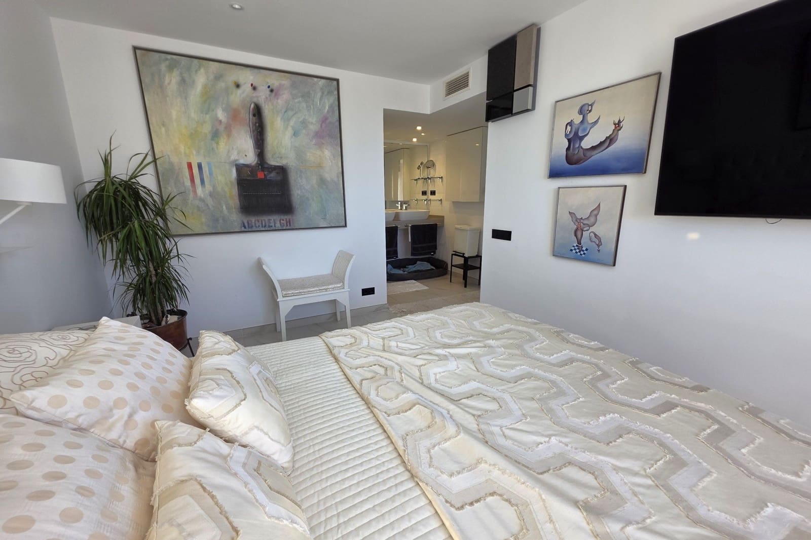 3 slaapkamer Penthouse te koop in Estepona - € 1.770.000 (Ref: 9646187)