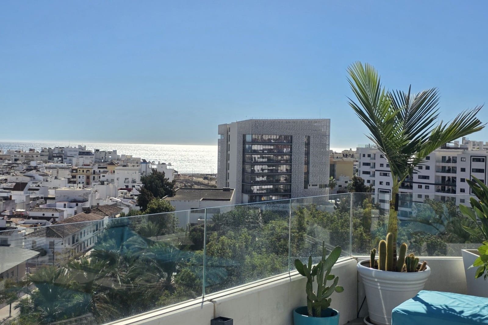 3 slaapkamer Penthouse te koop in Estepona - € 1.770.000 (Ref: 9646187)