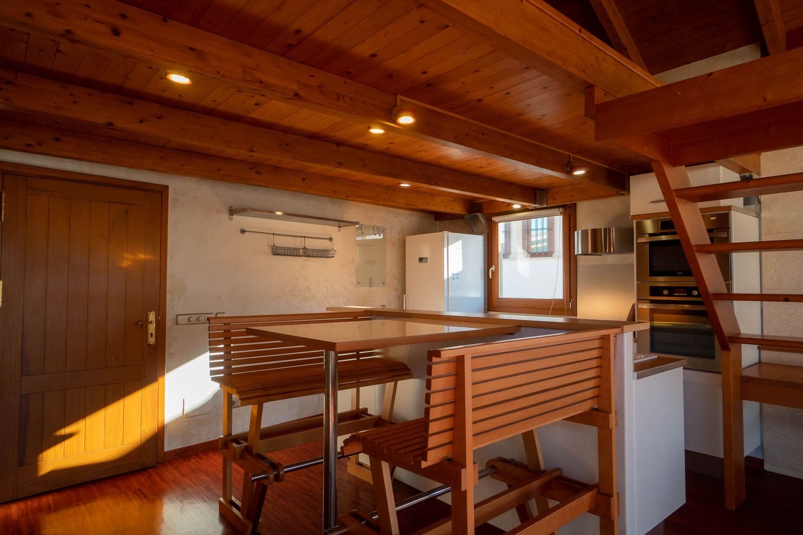 2 bedroom Penthouse for rent in Palma de Mallorca - € 1,700 (Ref: 9651051)