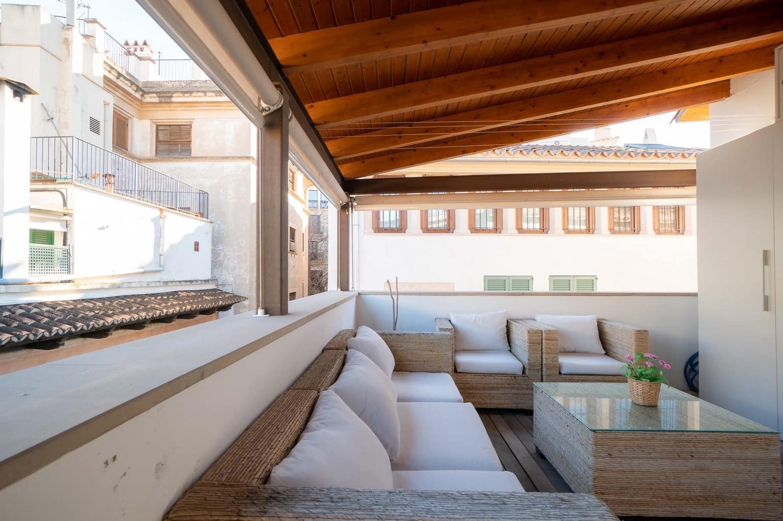 2 bedroom Penthouse for rent in Palma de Mallorca - € 1,700 (Ref: 9651051)