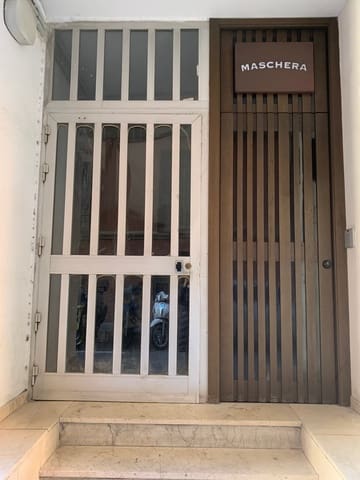 Casa em Banda para venda em Ensanche Centro, Málaga cidade - 55 000 € (Ref: 9656704)