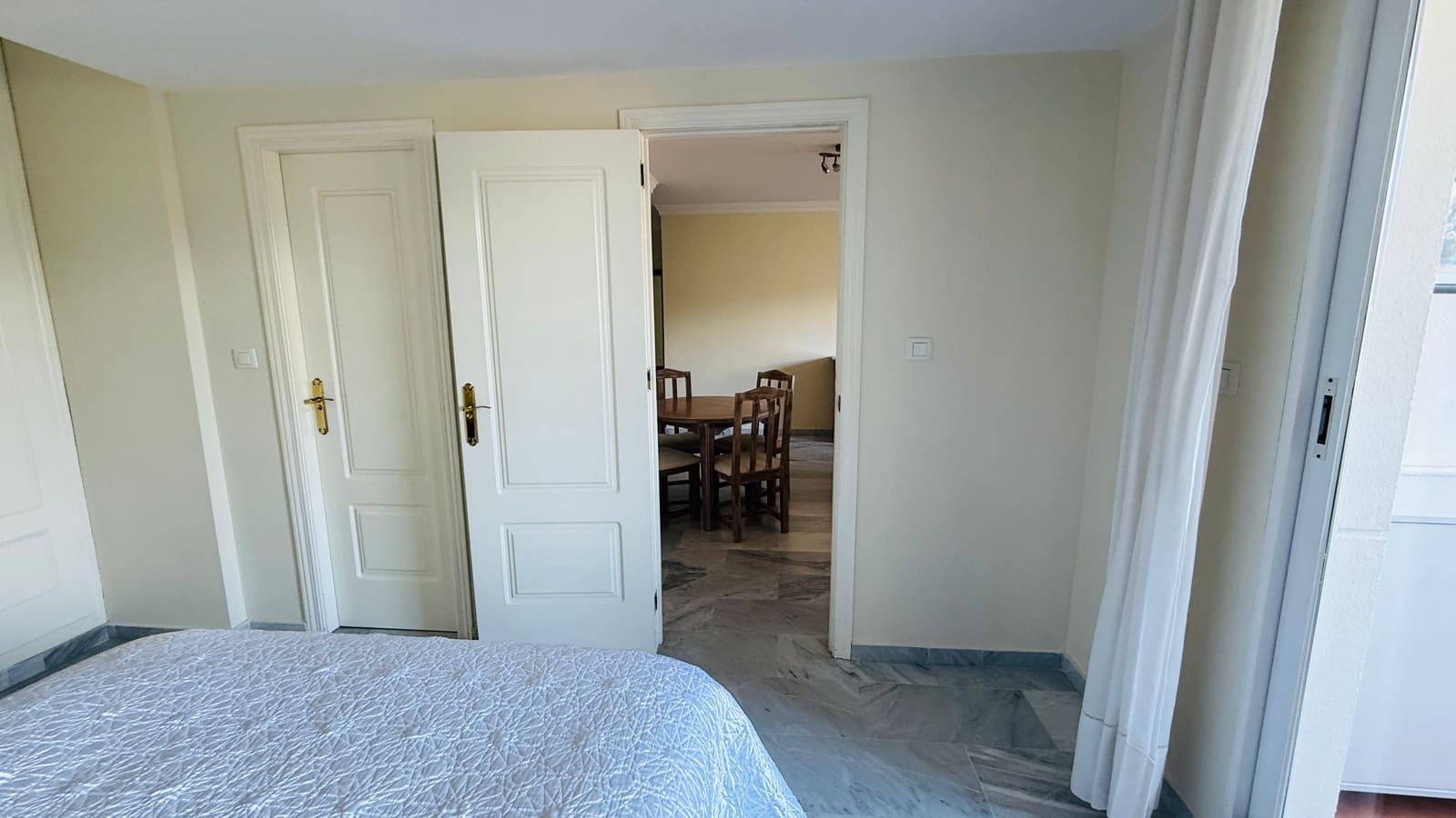 1 slaapkamer Appartement te koop in Marbella met zwembad - € 310.000 (Ref: 9656965)