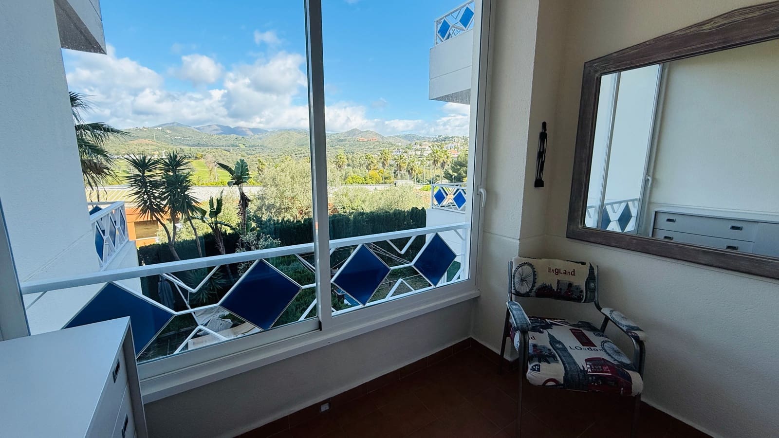 1 slaapkamer Appartement te koop in Marbella met zwembad - € 310.000 (Ref: 9656965)