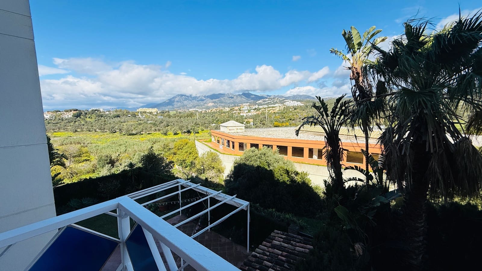 1 slaapkamer Appartement te koop in Marbella met zwembad - € 310.000 (Ref: 9656965)