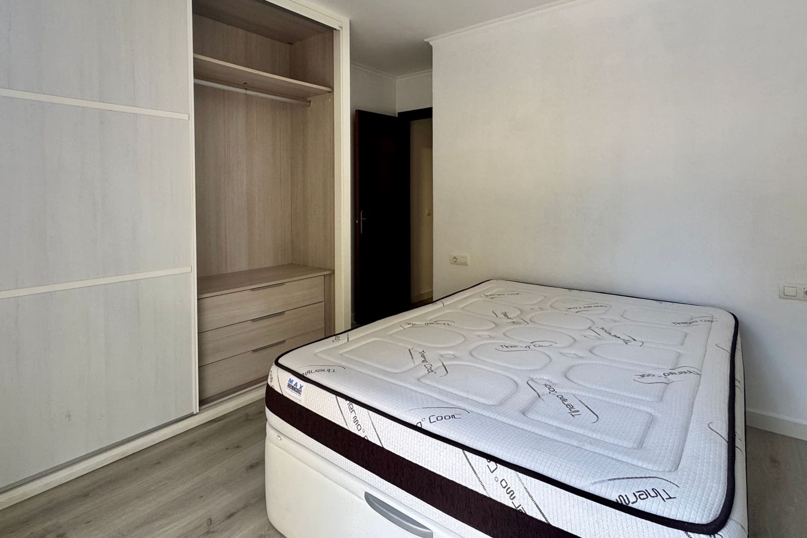 3 soveværelse Lejlighed til salg i Malaga by med swimmingpool - € 499.000 (Ref: 9658162)