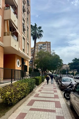 3 soveværelse Lejlighed til salg i Puerta Blanca, Málaga by med swimmingpool - € 499.000 (Ref: 9658162)