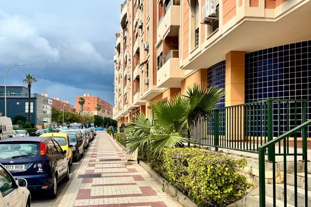 3 soveværelse Lejlighed til salg i Puerta Blanca, Málaga by med swimmingpool - € 499.000 (Ref: 9658162)