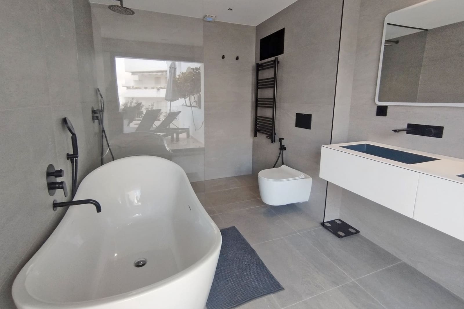 3 soveværelse Lejlighed til salg i Marbella med swimmingpool - € 1.375.000 (Ref: 9663256)