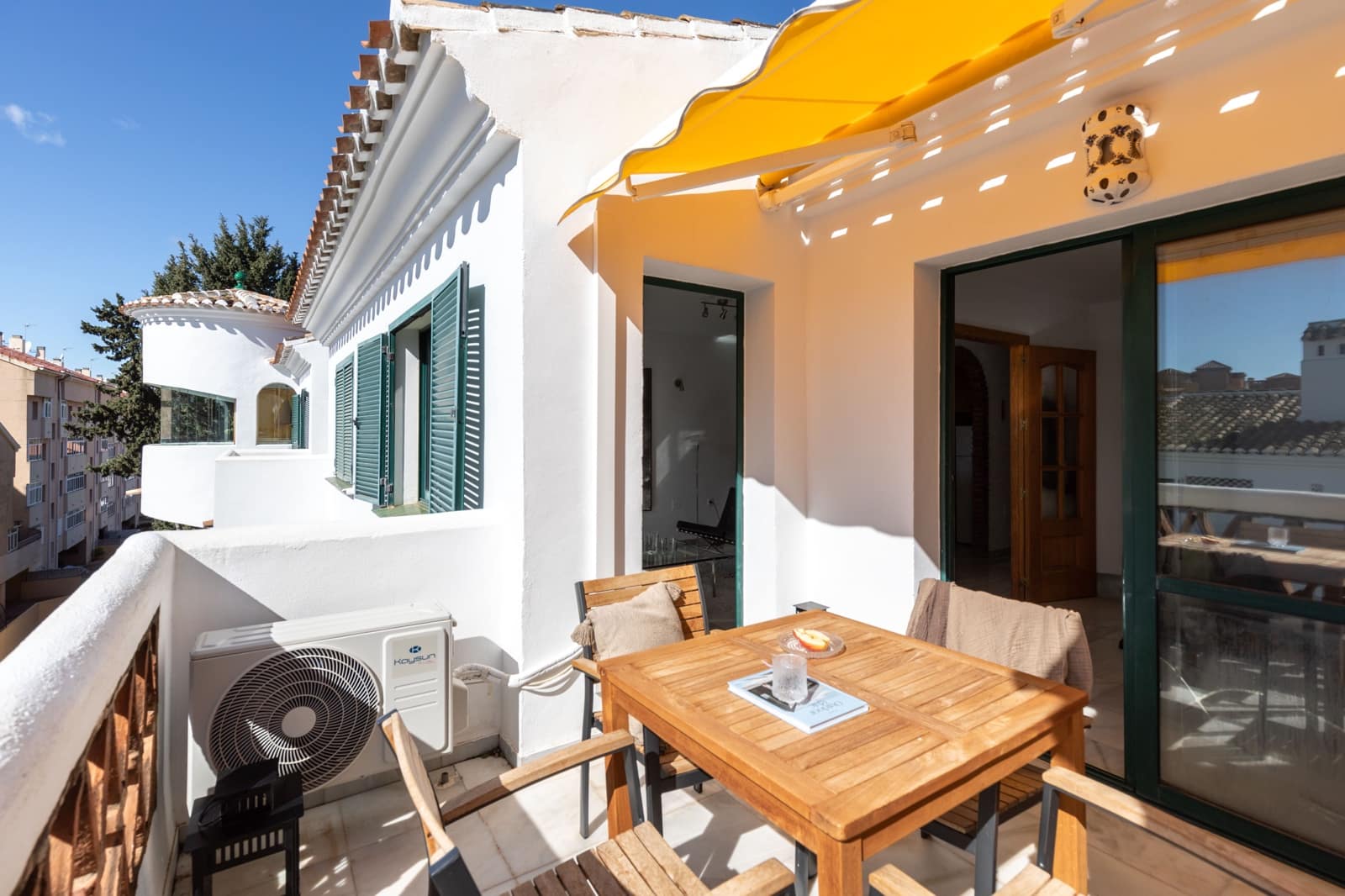 Apartamento de 2 habitaciones en Benalmádena en venta con piscina - 350.000 € (Ref: 9665154)