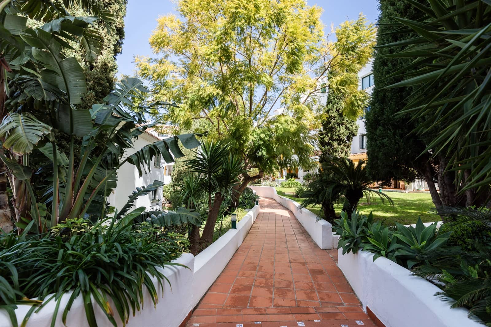 Apartamento de 2 habitaciones en Benalmádena en venta con piscina - 350.000 € (Ref: 9665154)