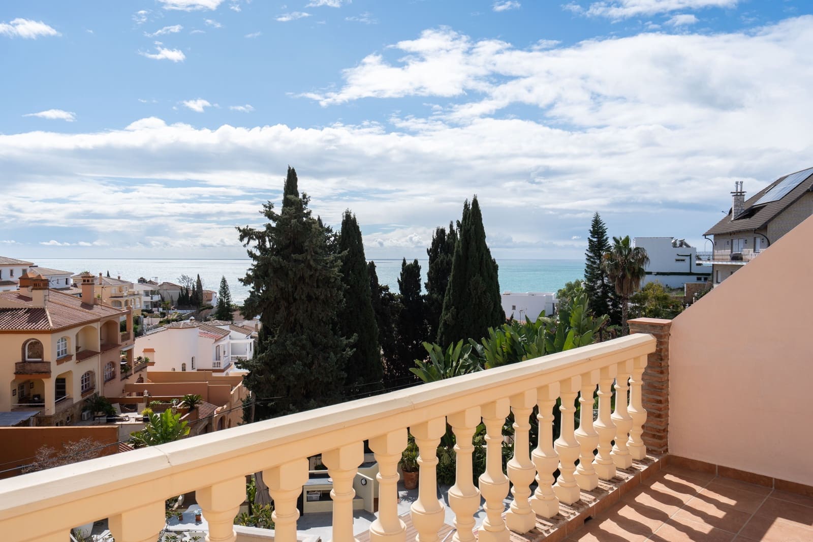 4 soveværelse Byhus til salg i Rincon de la Victoria med swimmingpool - € 650.000 (Ref: 9665155)