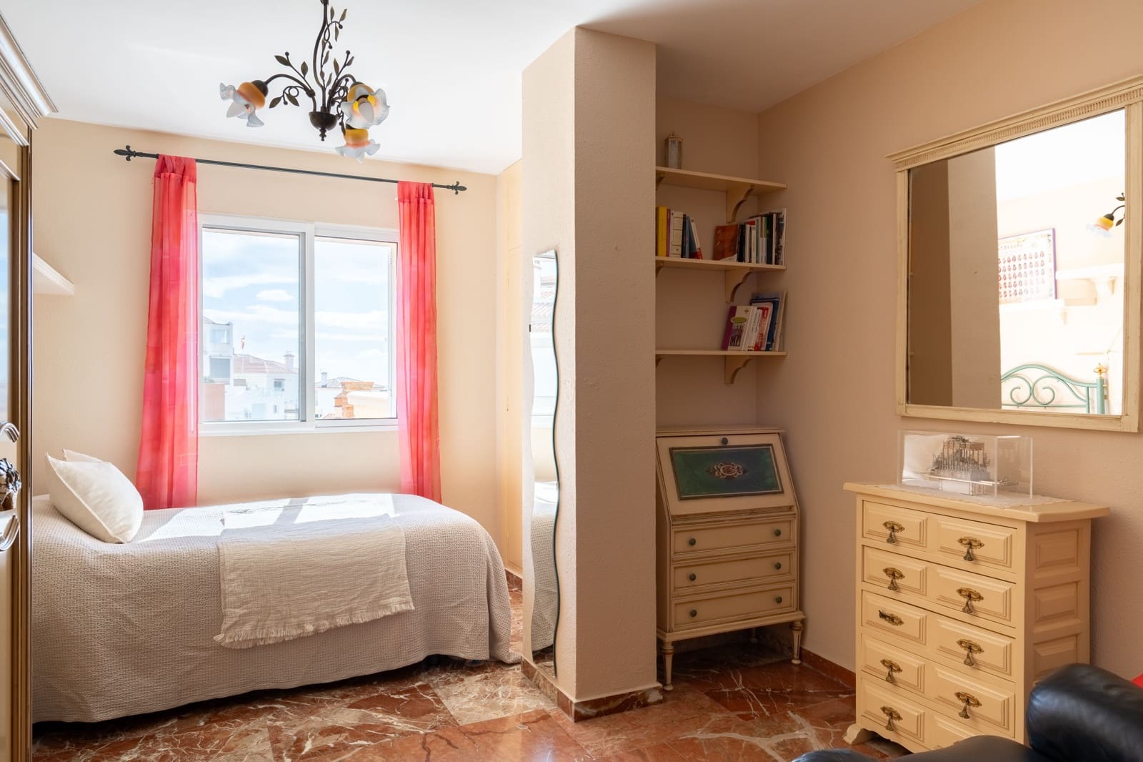 4 soveværelse Byhus til salg i Rincon de la Victoria med swimmingpool - € 650.000 (Ref: 9665155)