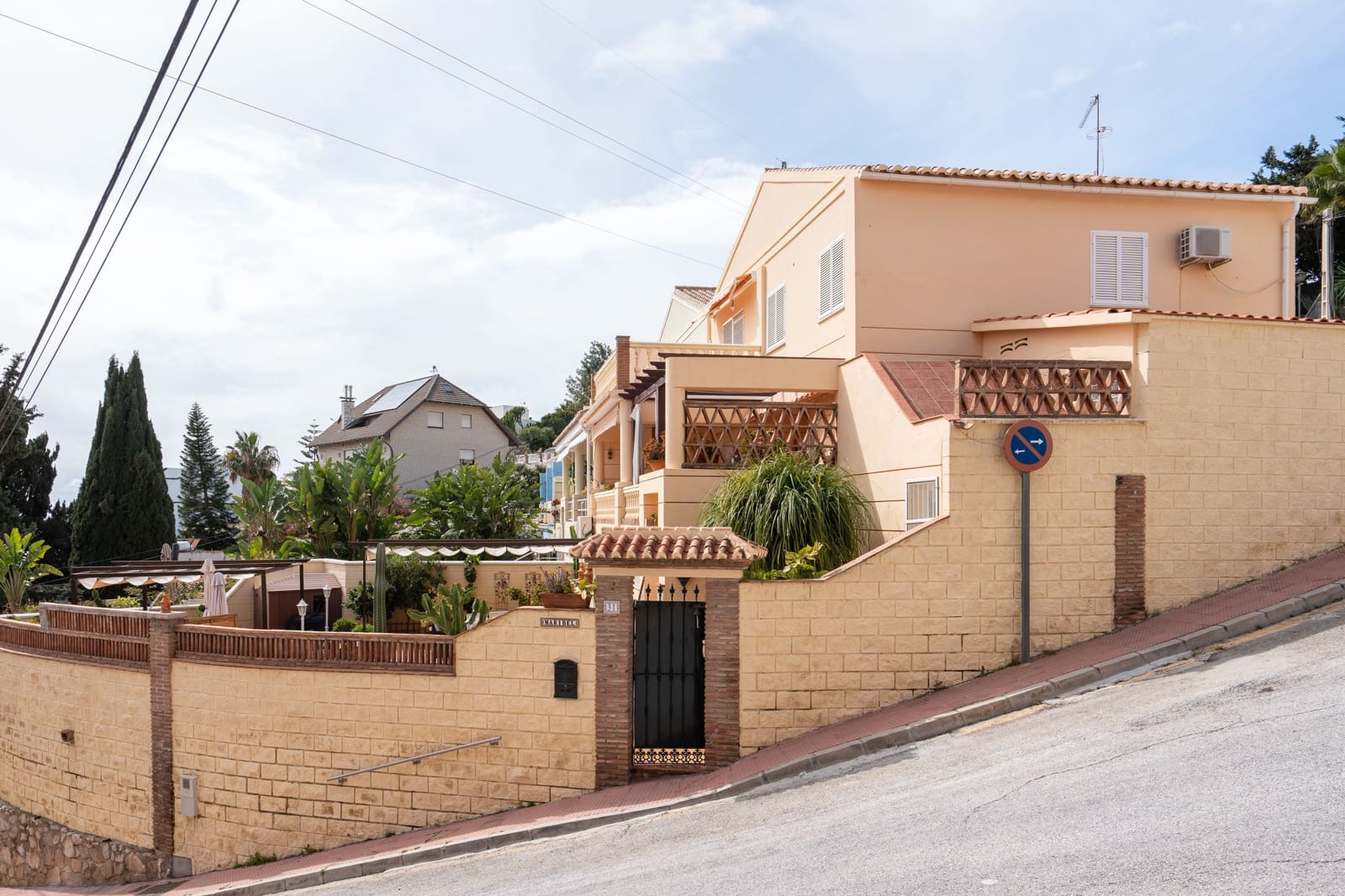 4 soveværelse Byhus til salg i Rincon de la Victoria med swimmingpool - € 650.000 (Ref: 9665155)