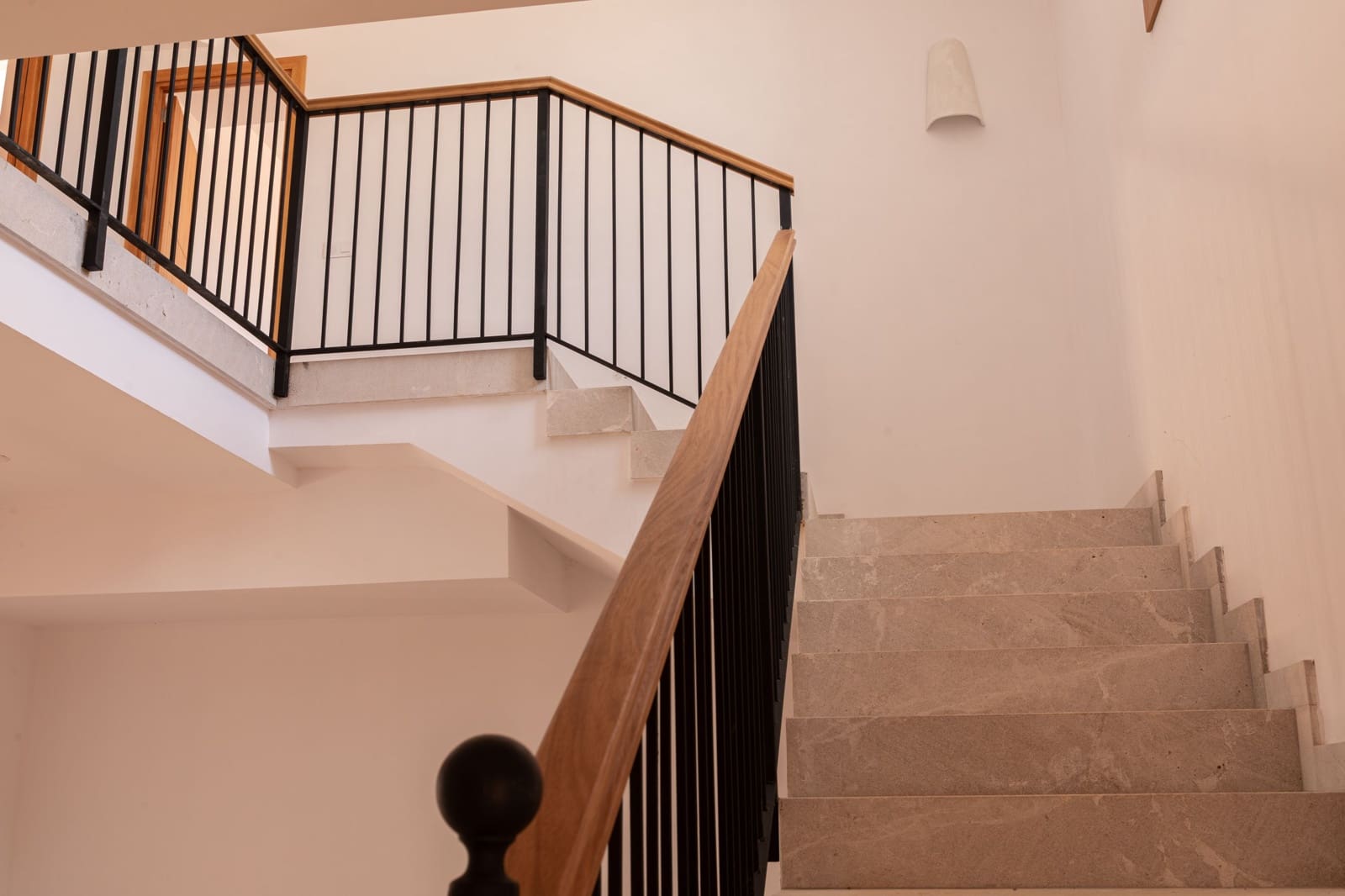 5 bedroom Townhouse for rent in Inca with pool - € 4,500 (Ref: 9665523)