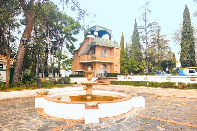 Maison de Ville à vendre à Grenade ville - 219 000 € (Ref: 9669332)