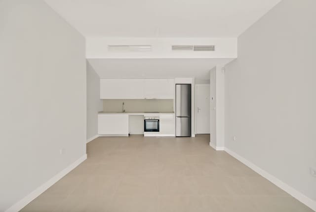 2 chambre Appartement à vendre à New Golden Mile, Estepona avec piscine - 399 000 € (Ref: 9672291)