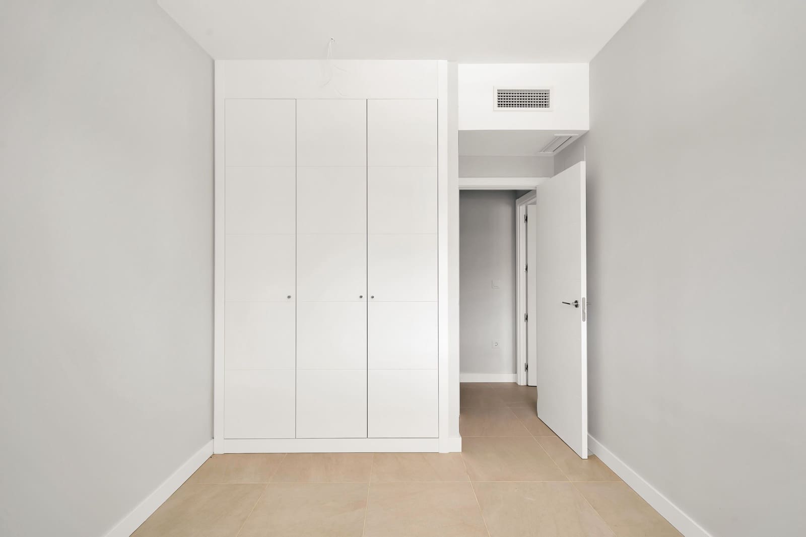 2 bedroom Apartment for sale in New Golden Mile with pool - € 399,000 (Ref: 9672291)