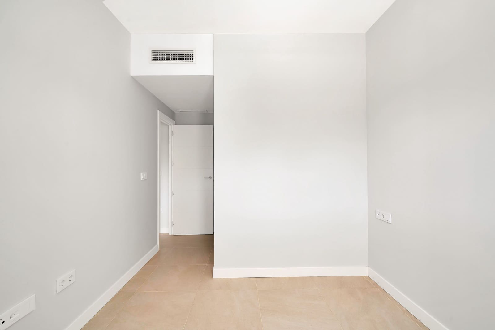 2 bedroom Apartment for sale in New Golden Mile with pool - € 399,000 (Ref: 9672291)