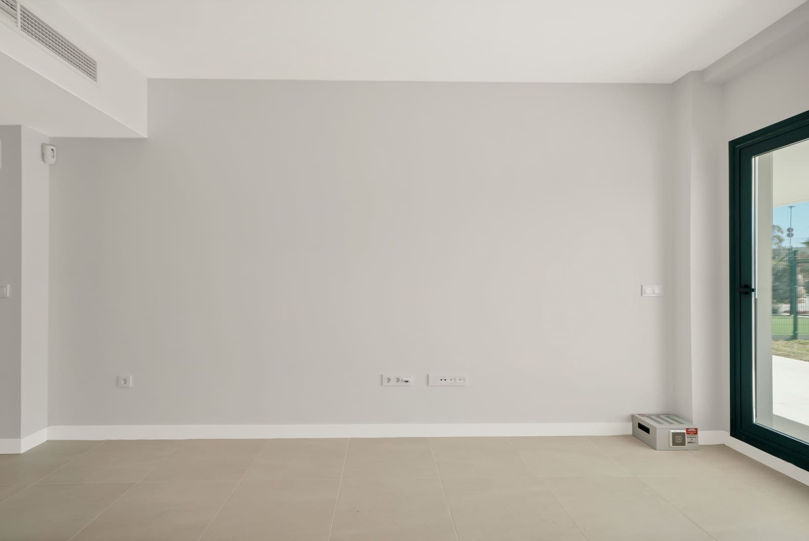 2 bedroom Apartment for sale in New Golden Mile with pool - € 399,000 (Ref: 9672291)