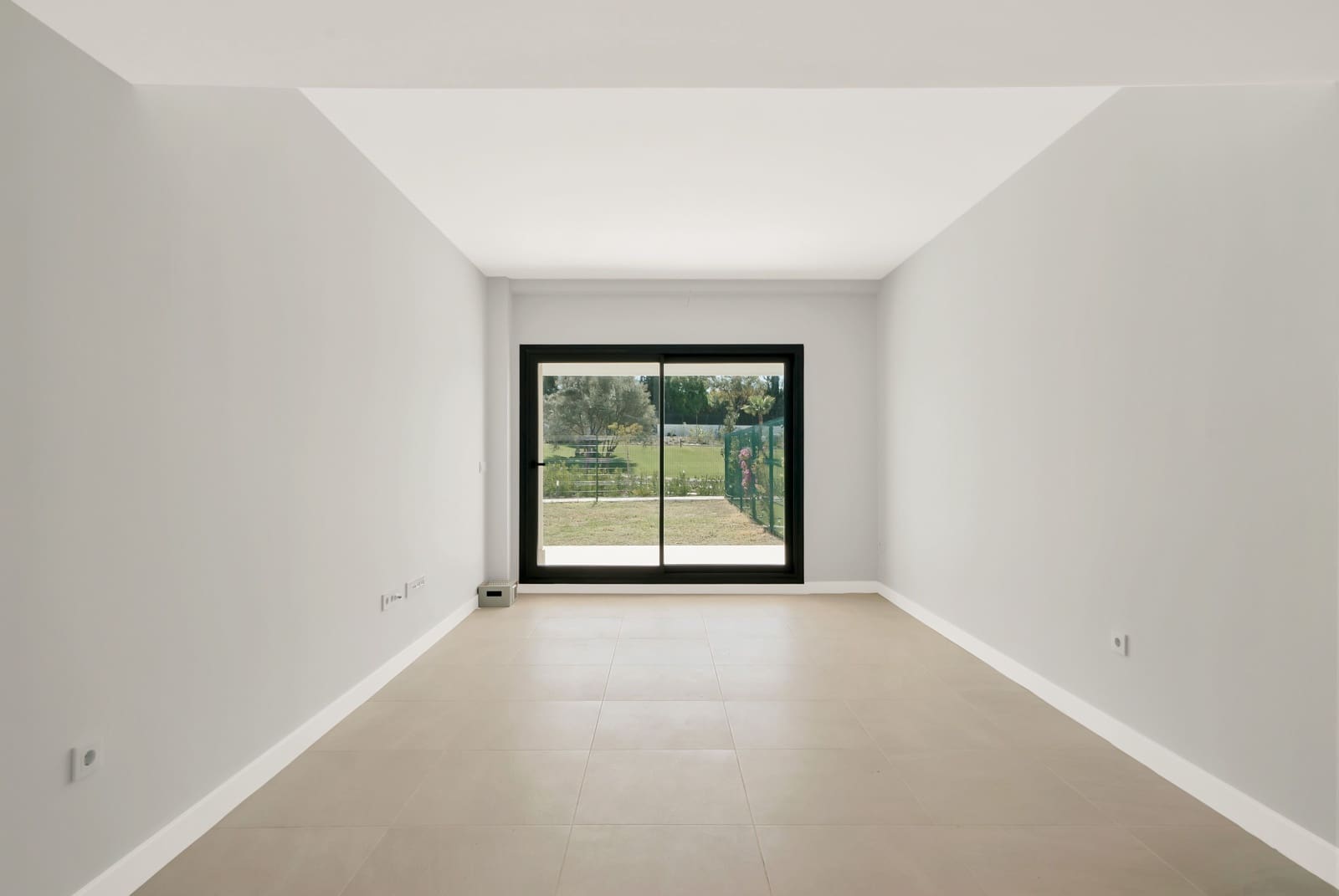 2 bedroom Apartment for sale in New Golden Mile with pool - € 399,000 (Ref: 9672291)