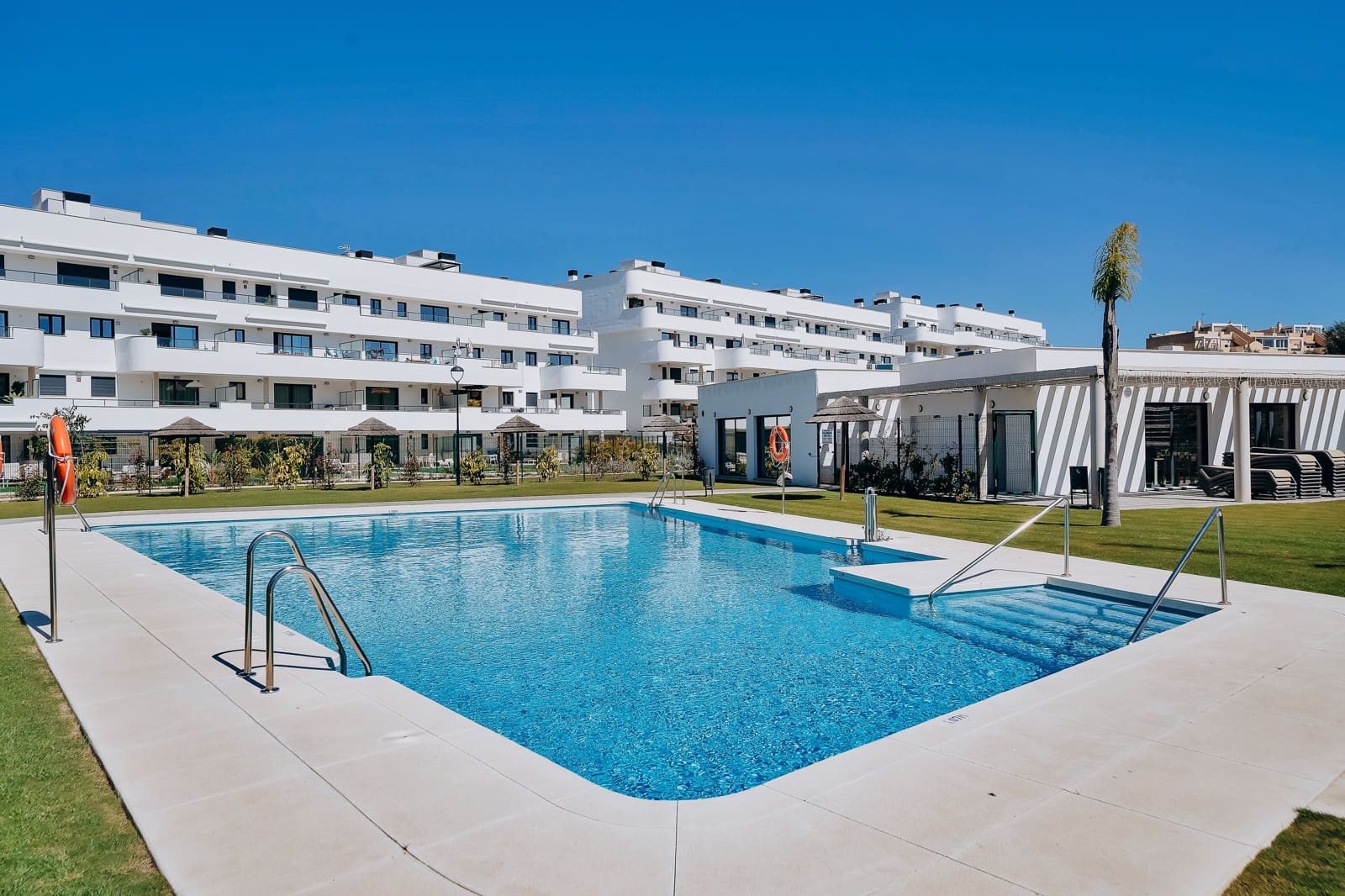 2 bedroom Apartment for sale in New Golden Mile with pool - € 399,000 (Ref: 9672291)
