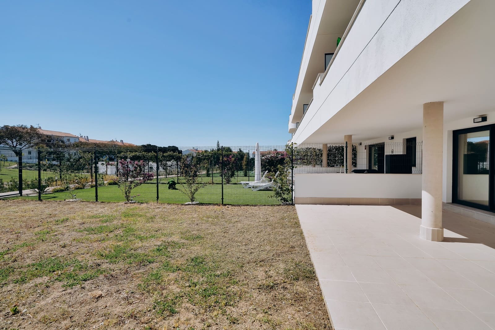 2 bedroom Apartment for sale in New Golden Mile with pool - € 399,000 (Ref: 9672291)