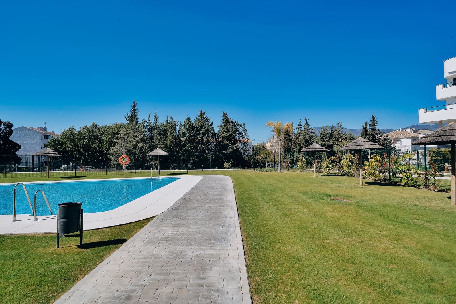 2 bedroom Apartment for sale in New Golden Mile with pool - € 399,000 (Ref: 9672291)