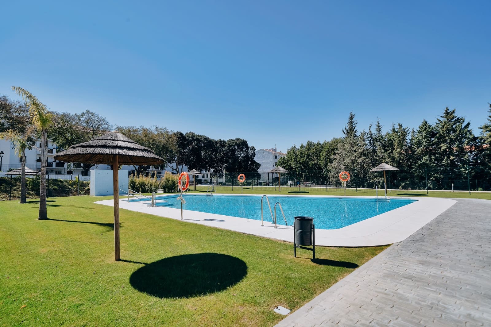 2 bedroom Apartment for sale in New Golden Mile with pool - € 399,000 (Ref: 9672291)